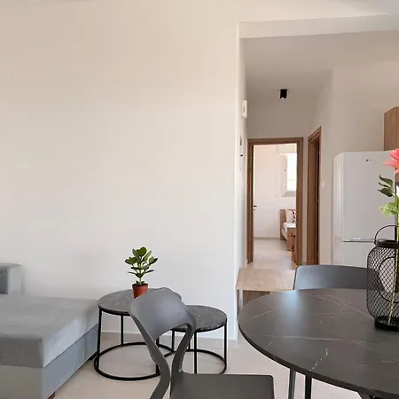 Apartment Esmee In, Engomi